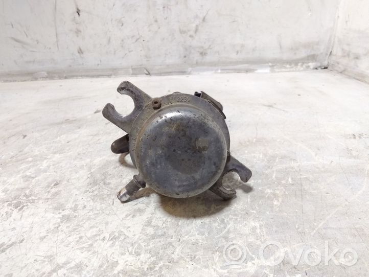 Volvo V50 Pompe à vide 08684342