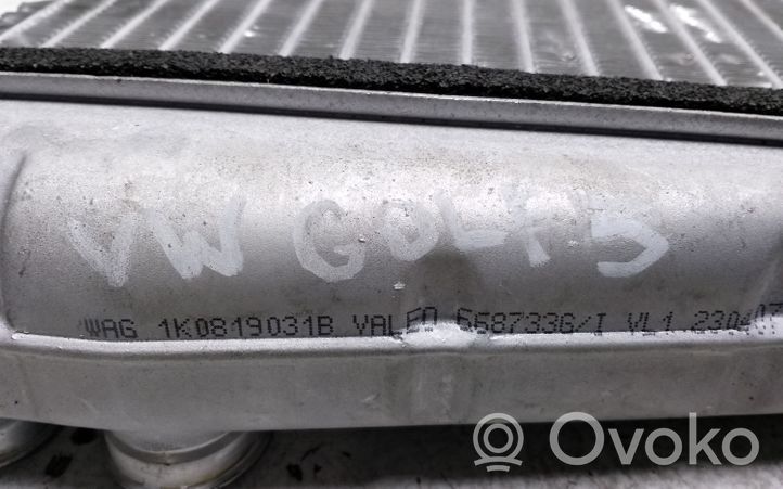 Volkswagen Golf V Ilmastointilaitteen sisälauhdutin (A/C) 1K0819031B
