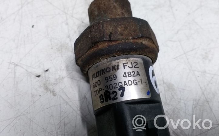 Volkswagen PASSAT B5 Sensore di pressione dell’aria condizionata (A/C) 8D0959482A