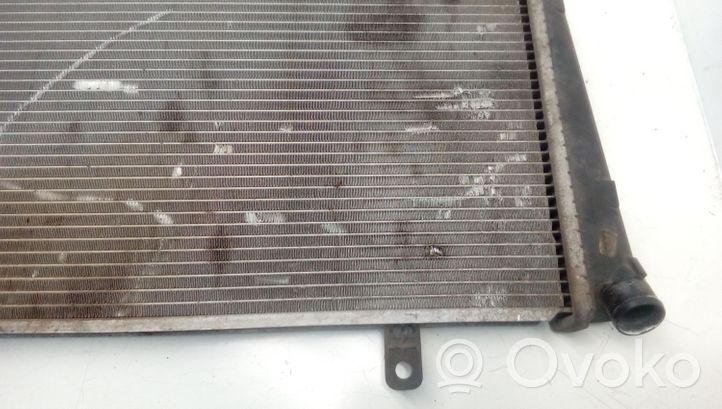 Mitsubishi Carisma Radiateur de refroidissement 