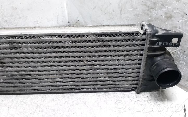 Nissan Interstar Chłodnica powietrza doładowującego / Intercooler IA1074867658F