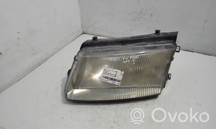 Volkswagen PASSAT B5 Lampa przednia 14742500