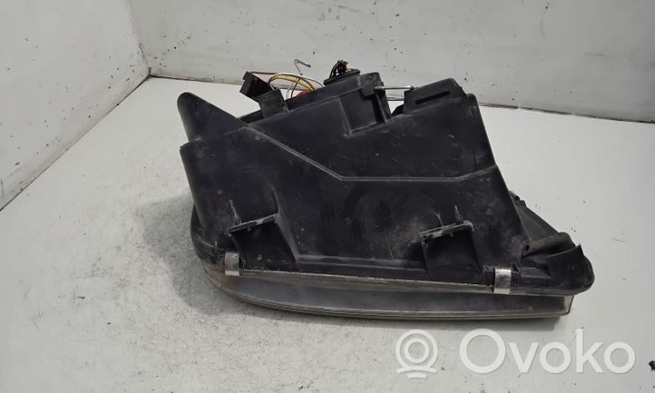 Volkswagen Bora Faro delantero/faro principal 96359700L