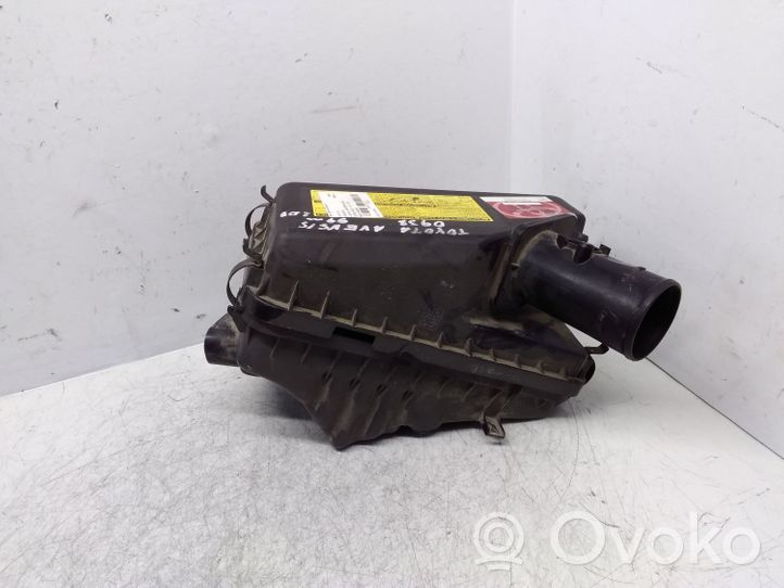 Toyota Avensis T220 Boîtier de filtre à air 1770127140