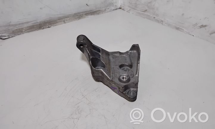 Land Rover Discovery 4 - LR4 Supporto di montaggio della pompa del servosterzo 7H223C631BA