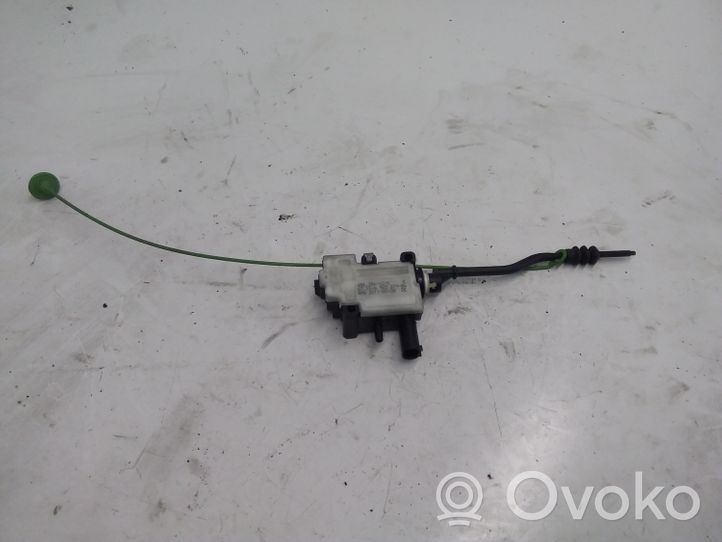 BMW 1 E81 E87 Verrouillage du bouchon du réservoir de carburant 6985879