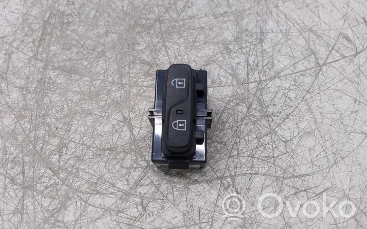 Volvo V60 Przycisk centralnego zamka 31318990