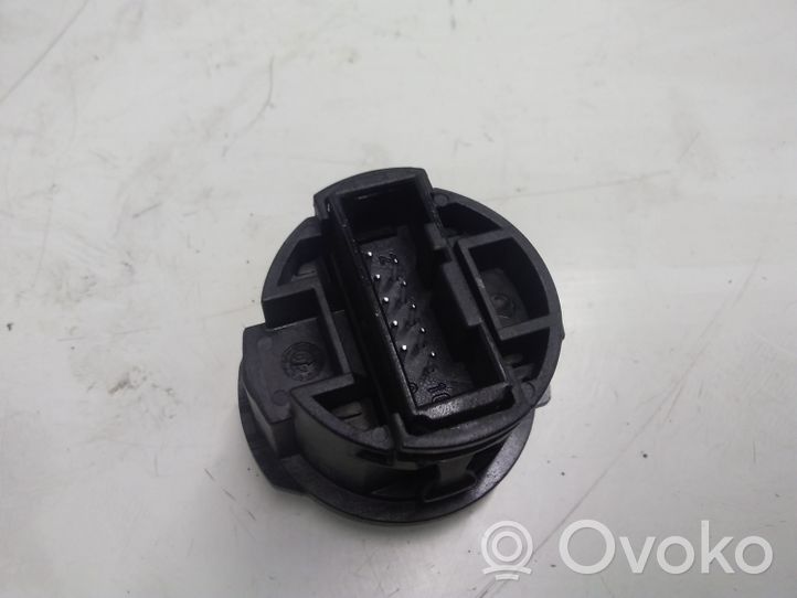 BMW X5 E70 Bouton poussoir de démarrage du moteur 26009120