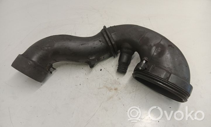 BMW X5 E70 Turbo air intake inlet pipe/hose 7794172