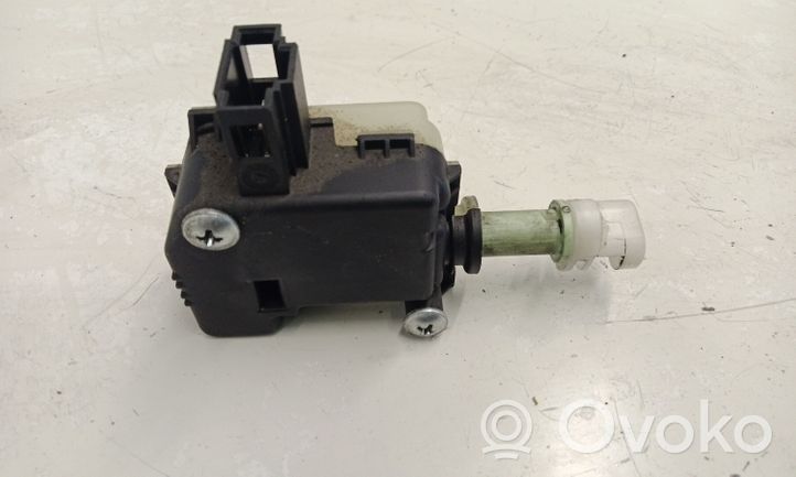 Toyota Avensis T250 Verrouillage du bouchon du réservoir de carburant 7703005011