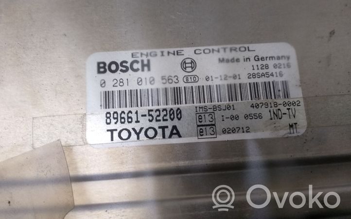 Toyota Yaris Variklio valdymo blokas 8966152200