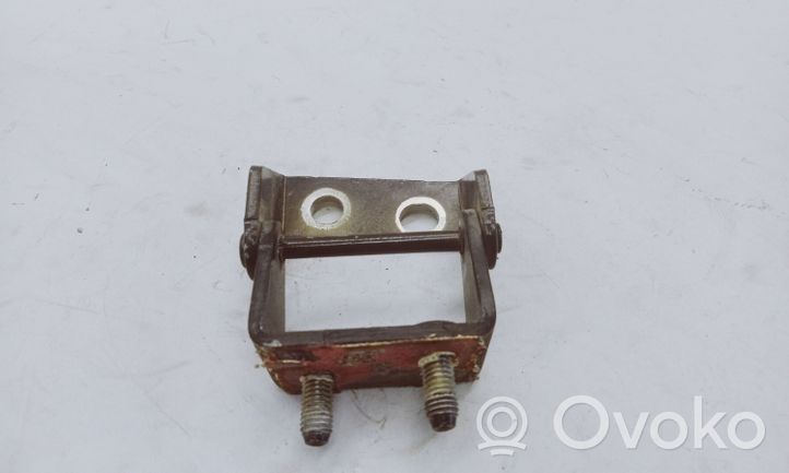 Opel Antara Tailgate/trunk/boot hinge 00G18