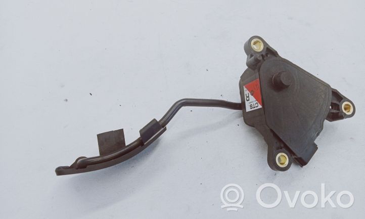 Nissan Qashqai+2 Accelerator throttle pedal 