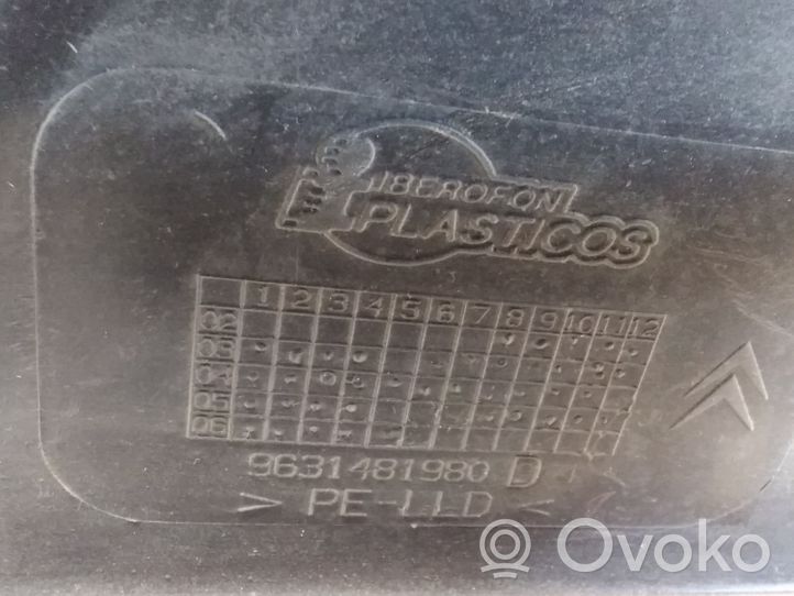 Citroen Xsara Picasso Pare-boue passage de roue avant 9631481980