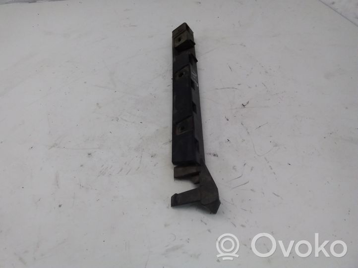 BMW 1 E82 E88 Staffa di rinforzo montaggio del paraurti anteriore 7118159