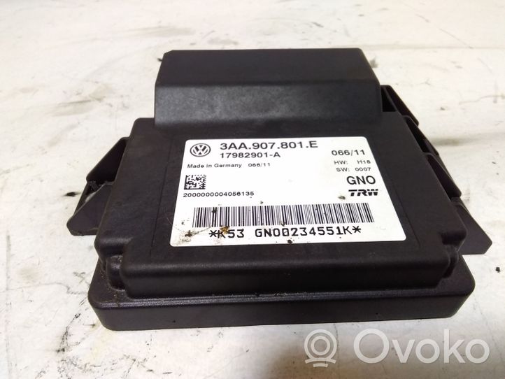 Volkswagen PASSAT CC Module de commande de frein à main 3AA907801E