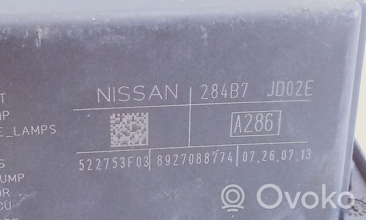 Nissan Qashqai+2 Ramka / Moduł bezpieczników 284B7JD02E