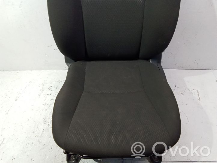 Toyota Auris 150 Juego interior 