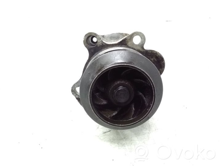 Volkswagen Touran I Water pump 