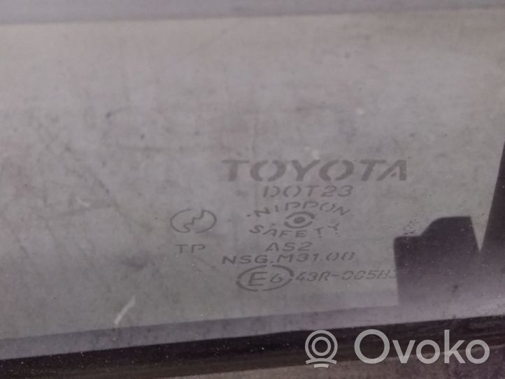 Toyota Corolla Verso E121 Takakulmaikkunan ikkunalasi 