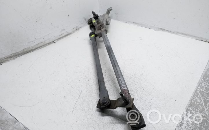 Ford Focus Front wiper linkage 