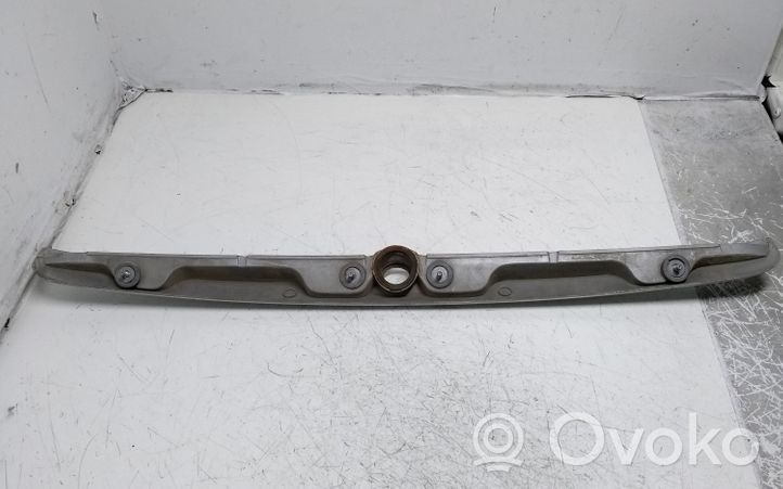 Opel Vectra B Takaluukun koristelista 90463727