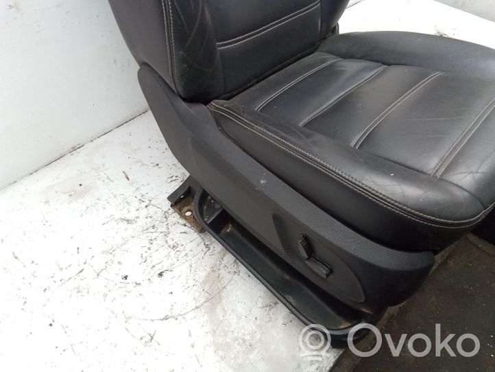 Ford Kuga I Kit intérieur 