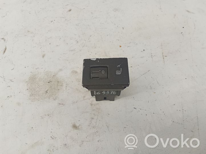 Volkswagen Touareg I Interrupteur de siège chauffant 7L6963563