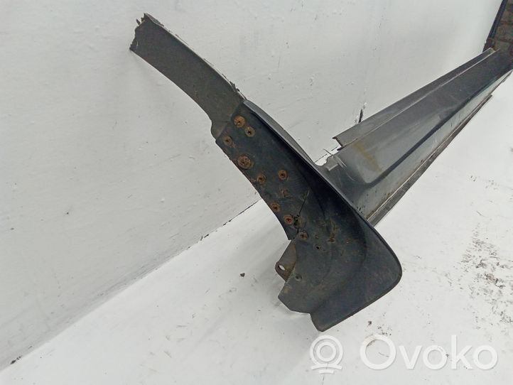 KIA Sorento Front sill (body part) 877733E000