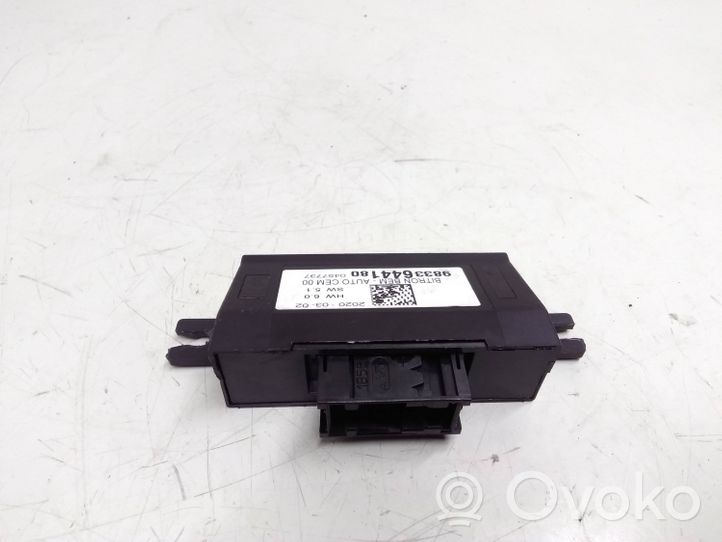 Opel Grandland X Oven ohjainlaite/moduuli 9833644180