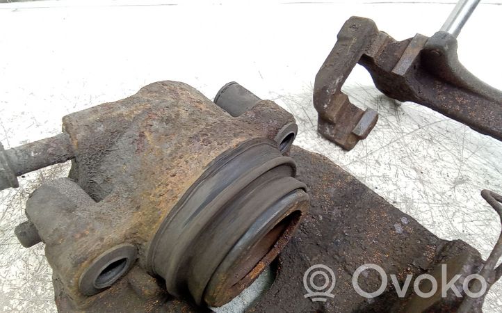 Audi A4 S4 B8 8K Pinza del freno anteriore 756