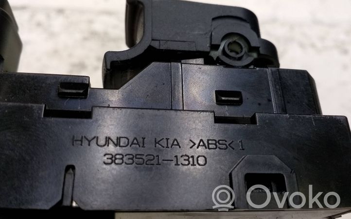 Hyundai ix35 Interruttore di controllo dell’alzacristalli elettrico 3835211310
