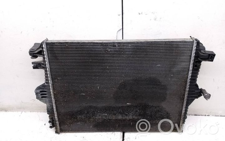 Volkswagen Touareg II Radiateur de refroidissement 