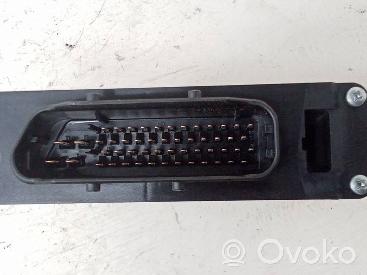 Volkswagen Touareg II Module de contrôle de boîte de vitesses ECU 0C8927750D