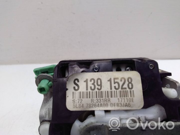 Ford Escape Zamek drzwi tylnych 5L8478264A00