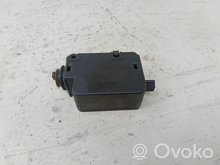 BMW 7 E65 E66 Moteur de verrouillage trappe à essence 6987638