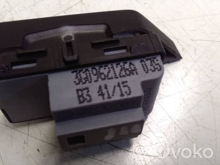 Volkswagen PASSAT B8 Central locking switch button 3G0962126A