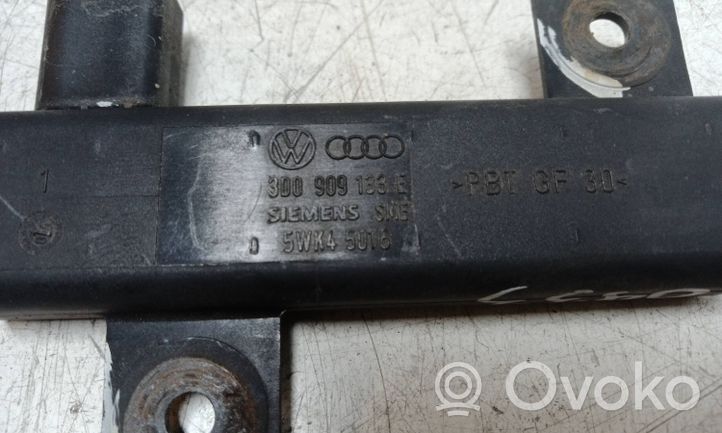 Audi A8 S8 D3 4E Antenne intérieure accès confort 3D0909133E