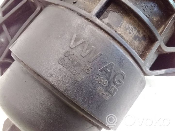 Volkswagen Sharan Supporto di montaggio del filtro dell’olio 03N117021