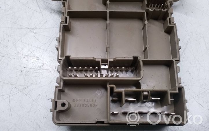 Subaru Outback Drošinātāju bloks 82201AJ000