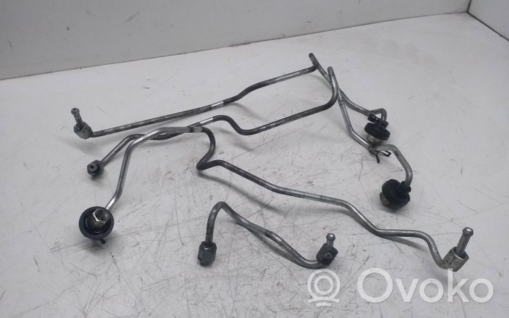 Subaru Outback Tuyau d'alimentation d'injecteur de carburant 