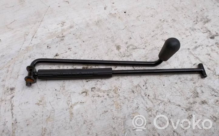 Audi A5 8T 8F Kit d’outils 8T0012105A