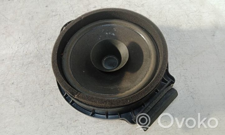 Opel Astra J Enceinte de porte arrière 23206190