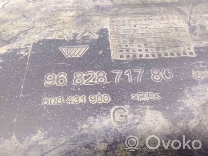 Citroen C5 Osłona tylna podwozia 9682871780