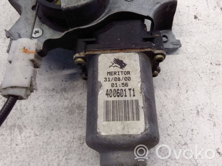 Nissan Almera N16 Alzacristalli della portiera anteriore con motorino 400601T1