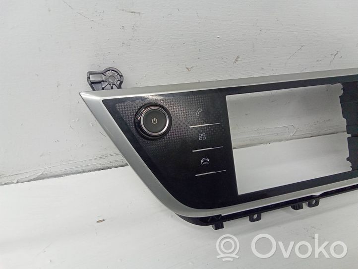 Citroen C4 II Picasso Panel radia 98167262VV