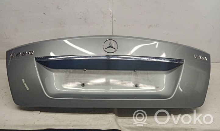 Mercedes-Benz C W204 Takaluukun/tavaratilan kansi 
