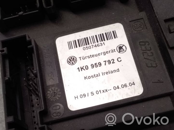Volkswagen Caddy Priekinio el. Lango pakėlimo mechanizmo komplektas 1T0959702