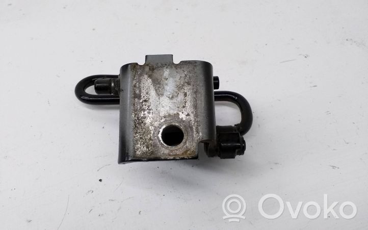 Audi A3 S3 A3 Sportback 8P Front door lower hinge 8E0831412E