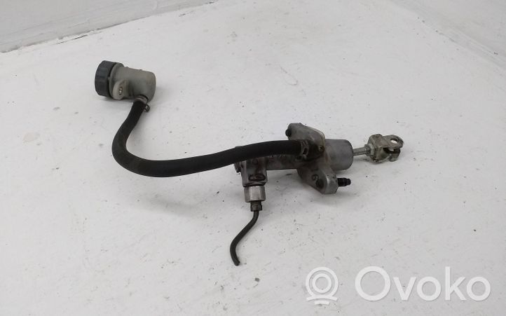 Honda CR-V Clutch master cylinder 